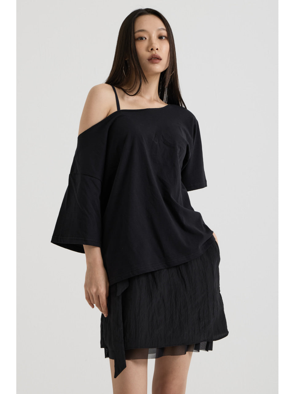 vadefy-ss-25-one-shoulder-t-shirt-black-black-s