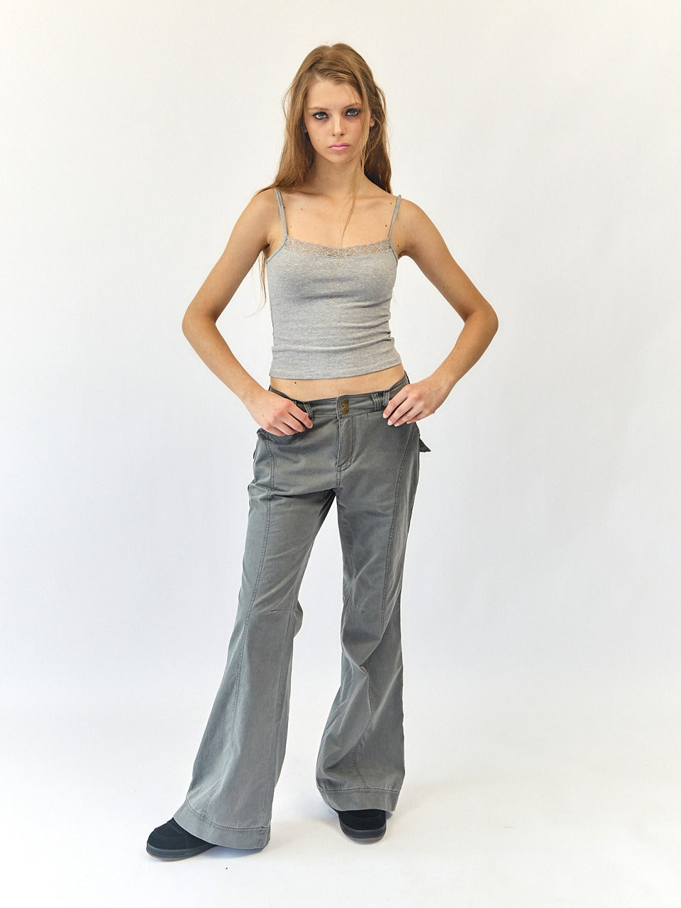 expired-girl-ss-25-ash-semi-flared-pants-charcoal-charcoal-s