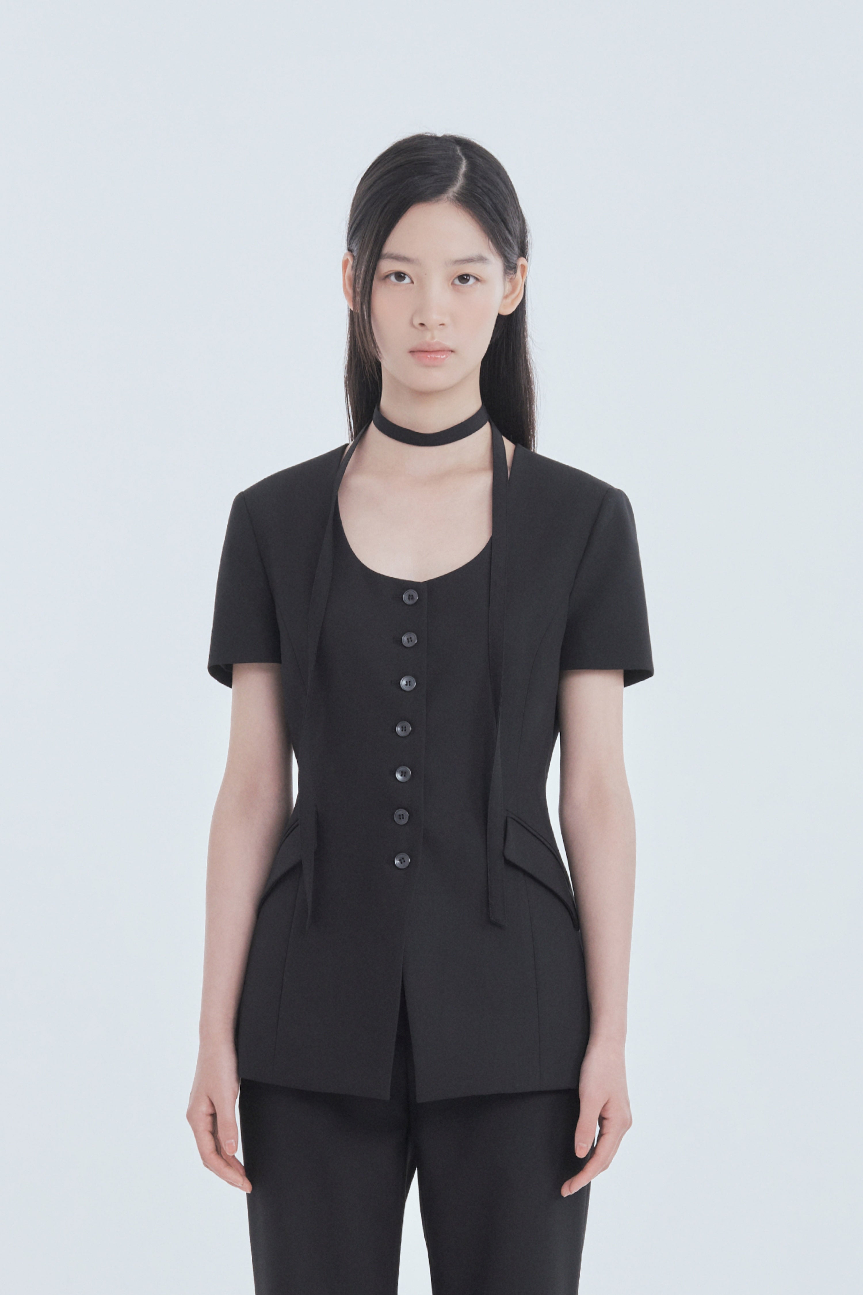 mausoleum-fw-26-emma-round-neck-half-sleeve-jacket-black-black-s