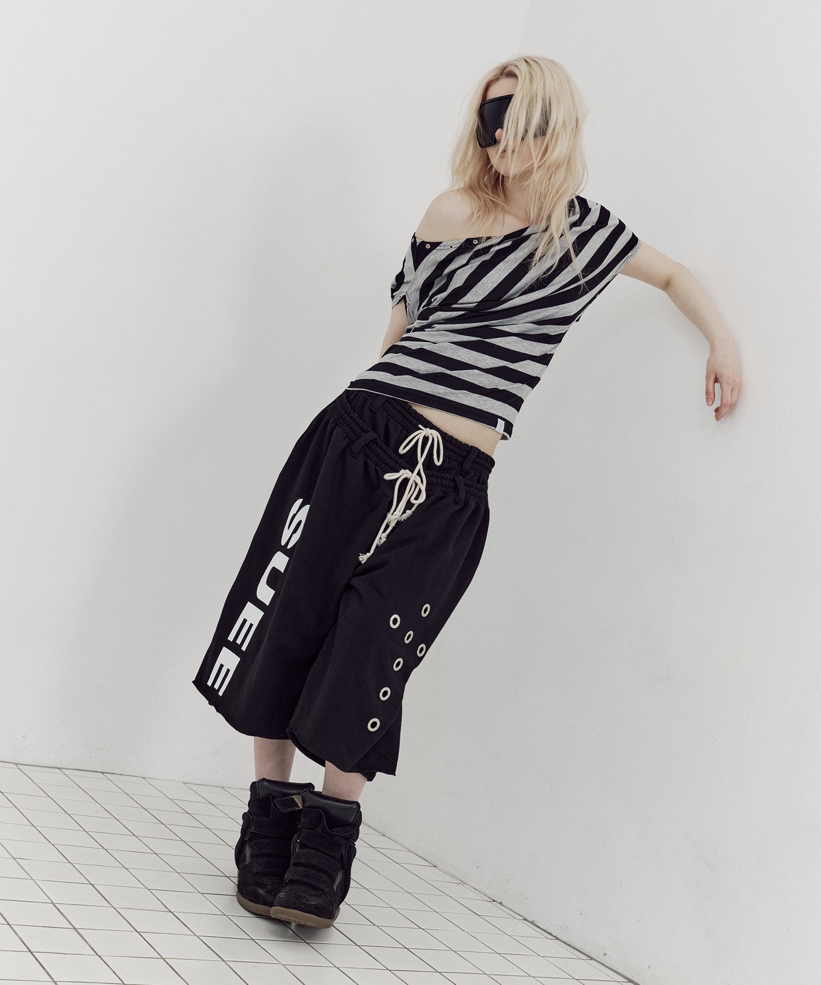 steup-exe-ss-26-double-layered-bermuda-pants-black-black-s