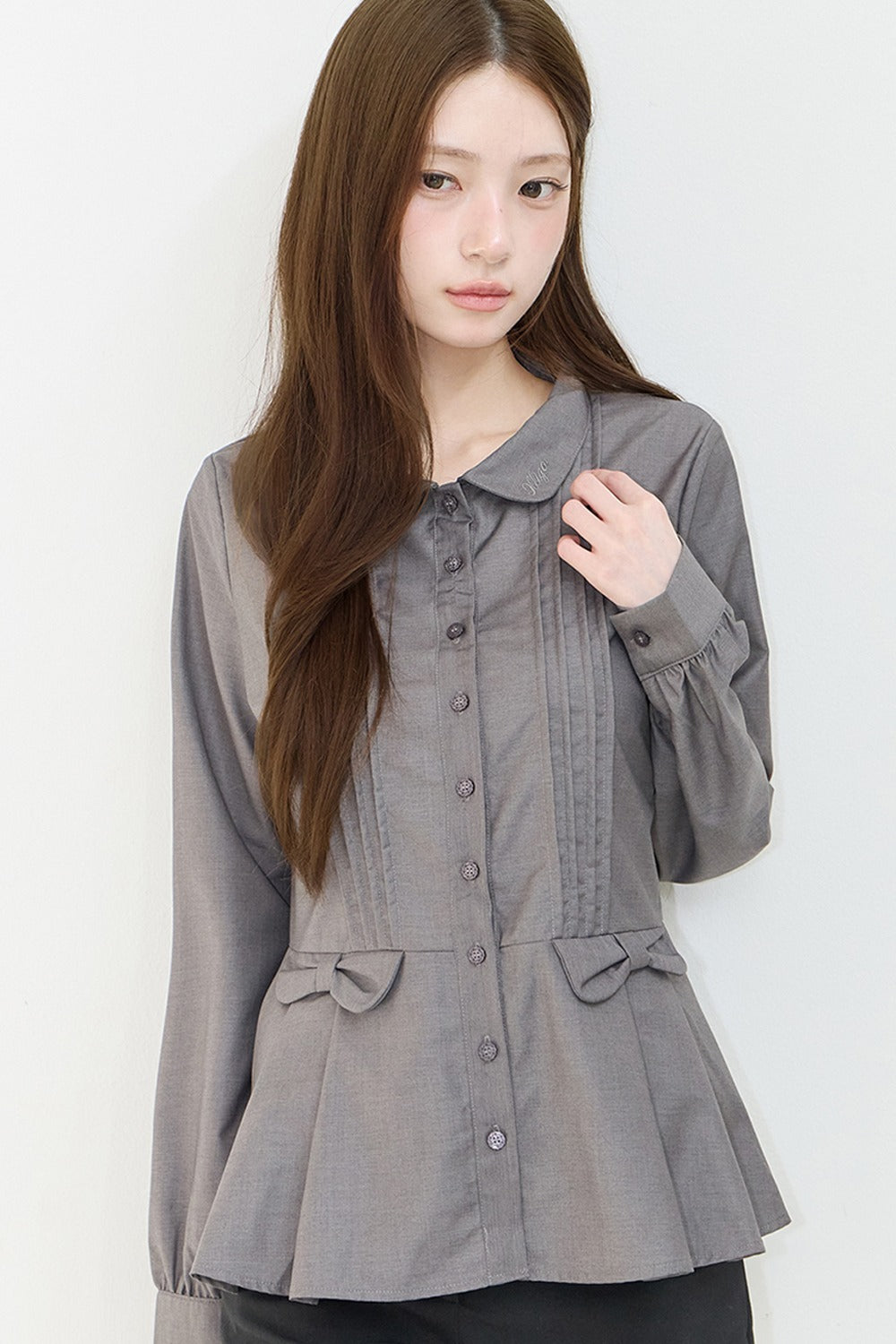 illigo-fw-26-pleated-double-bow-blouse-gray-gray-s
