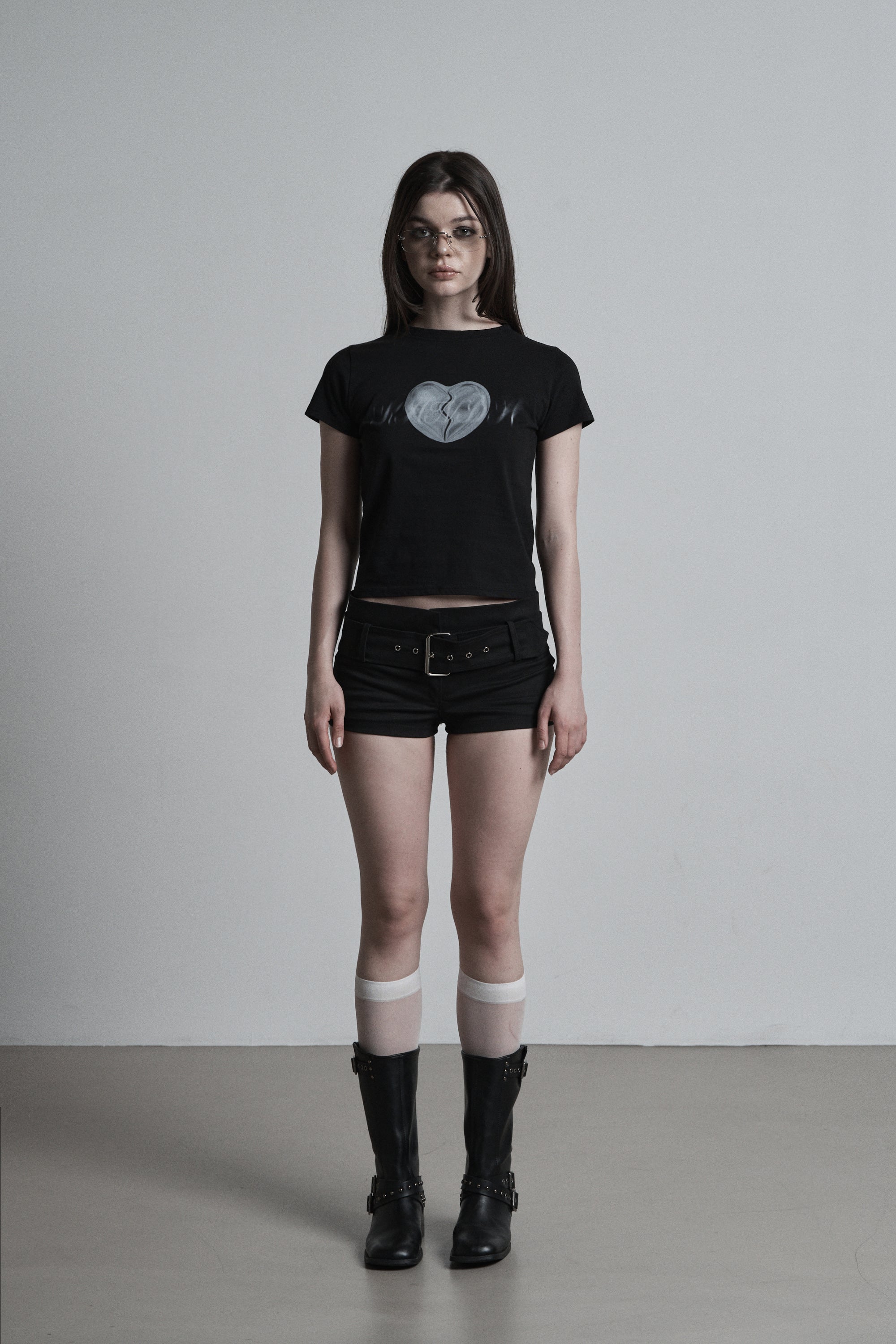 kanda-maritsu-ss-26-heart-logo-half-t-black-black-s