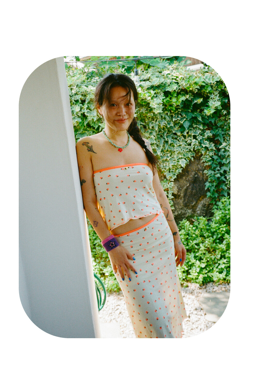 minjiena-fw-24-strawberry-long-skirt-yellow