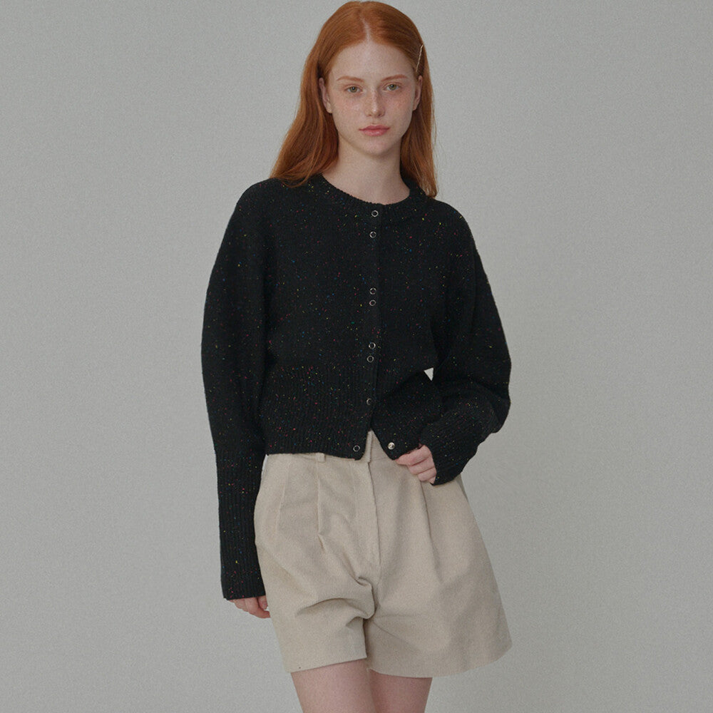 opening-sunshine-fw-24-round-neck-wool-crop-knit-cardigan_black