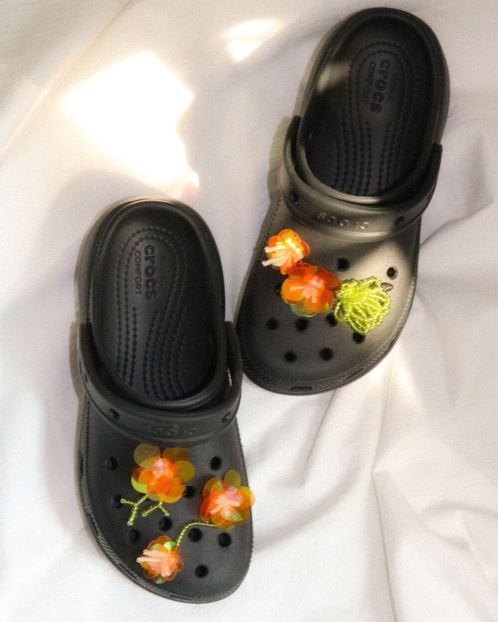 gaius-ss-25-trumpet-creeper-shoe-charm-(set)