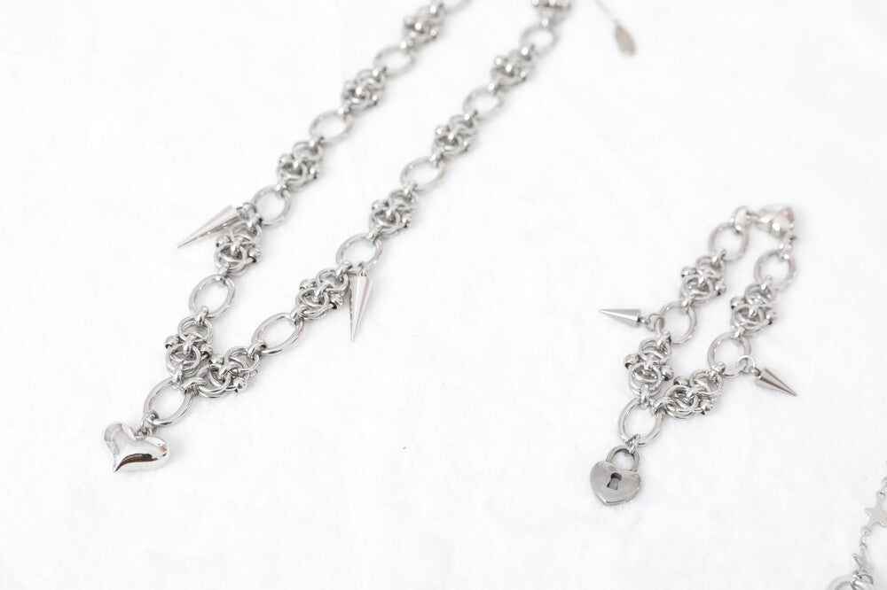 s2002tears-ss-26-thorned-love-bracelet-silver-s