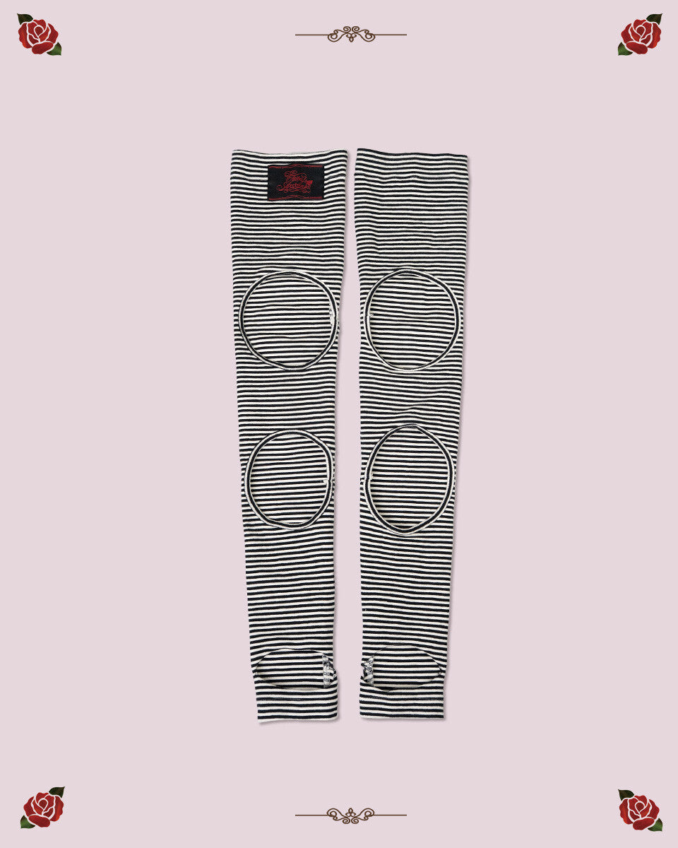 elfelfelf-archives-ss-25-stripe-back-hole-leg-warmer-(black)