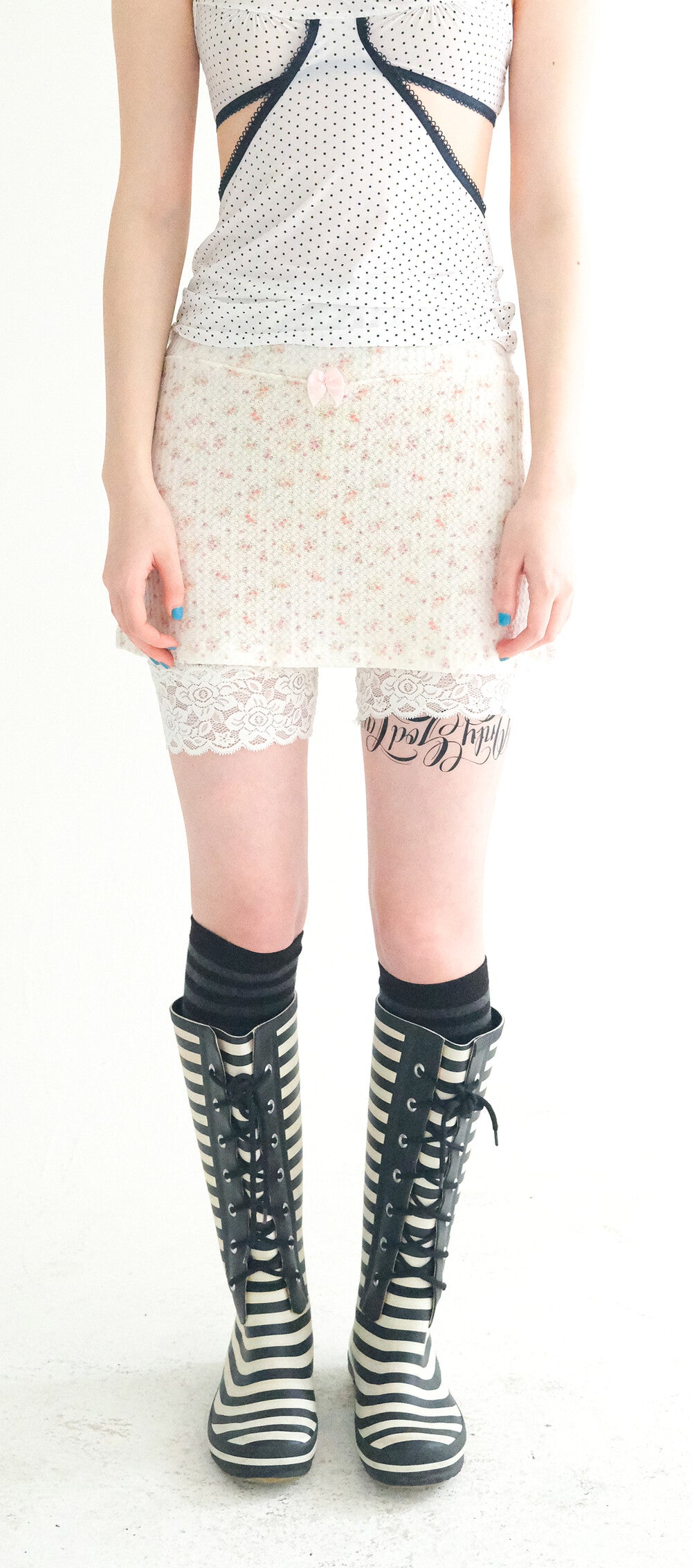 faerie-ss-25-flower-jacquard-skirt-pants-(cream)