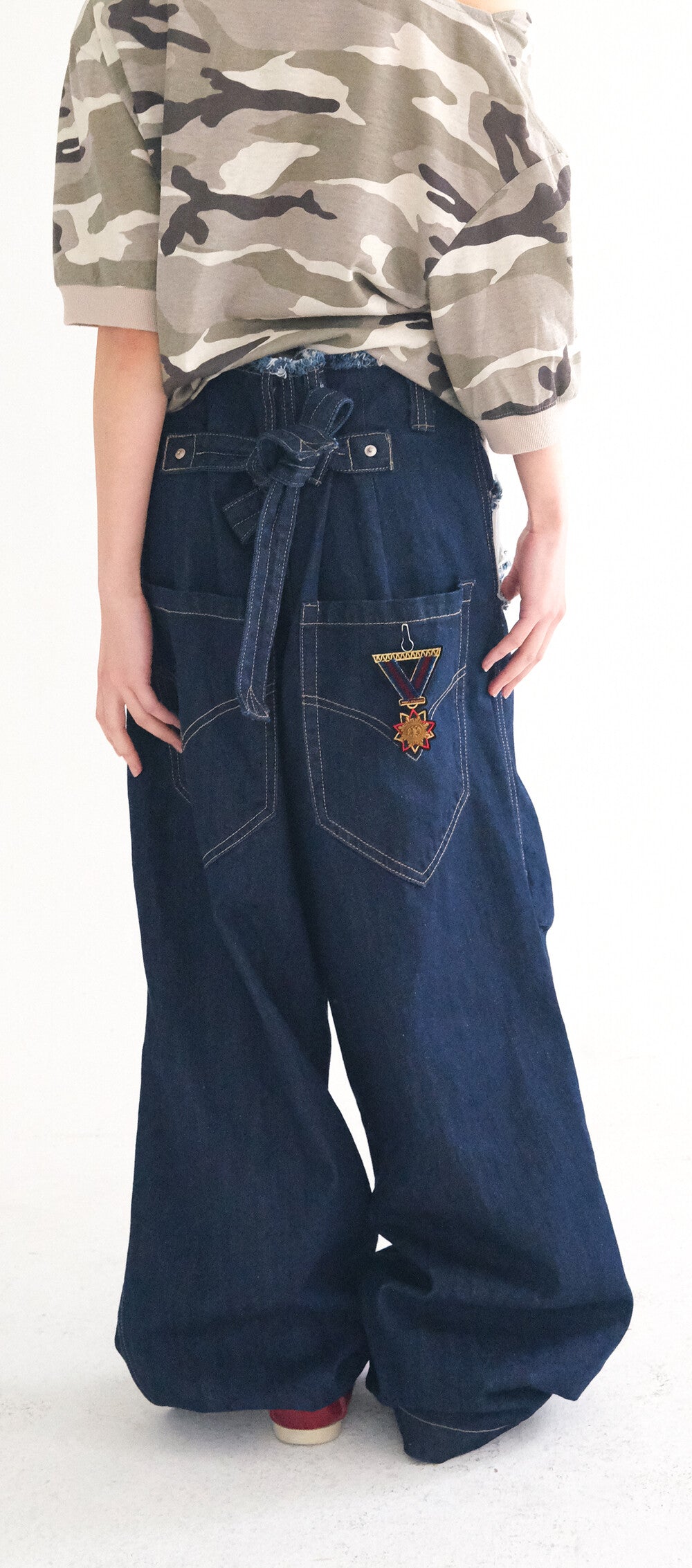 faerie-ss-25-cutoff-denim-maxi-pants-(blue)