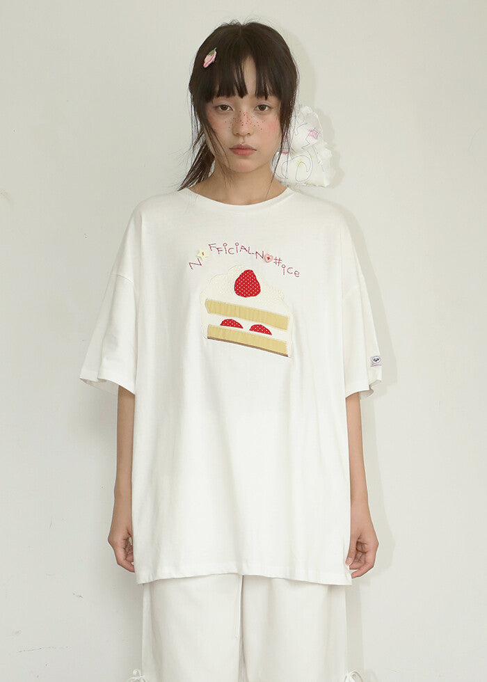nofficialnoffice-ss-25-strawberry-white-cake-patch-tshirt