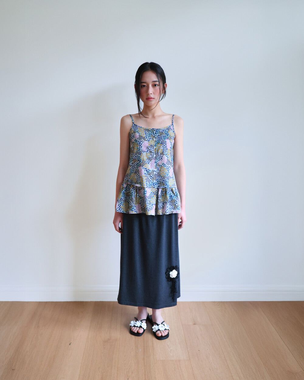 sio-ss-25-pintuck-sleeveless-blouse-blue-blue-s