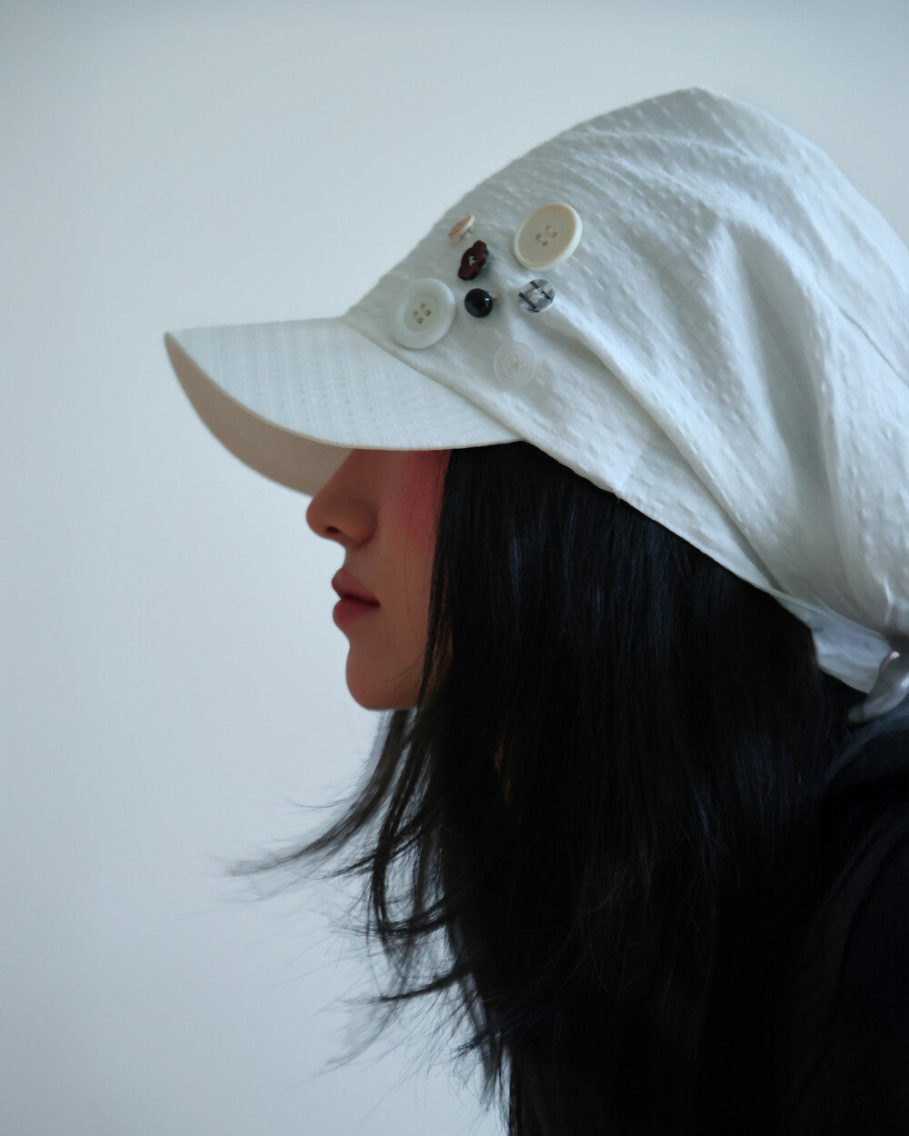 sio-ss-25-button-scarf-cap-white-white-s