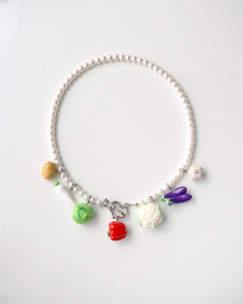 huggingoat-ss-25-vegetarian-dinner-necklace-pearl-s