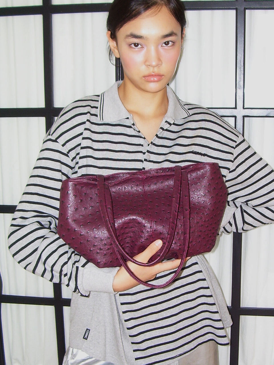 otie-fw-25-boat-bag-embo-mulberry-embo-mulberry-s