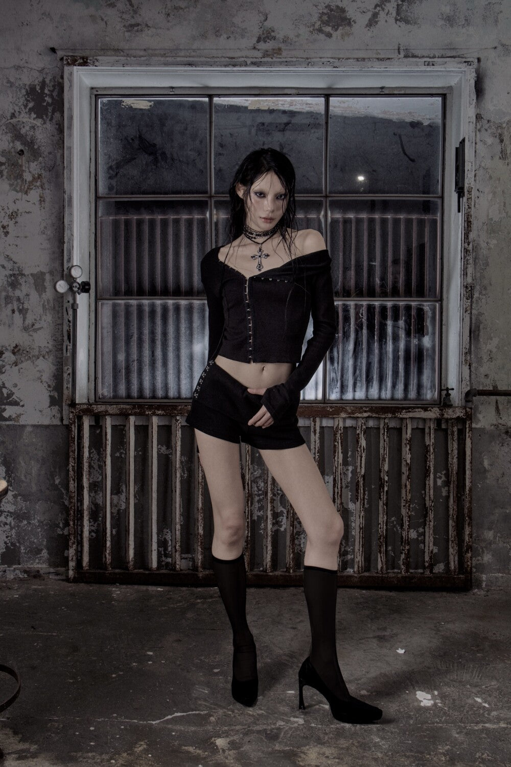 mlk-fw-25-hook-off-shoulder-cardigan-black-s