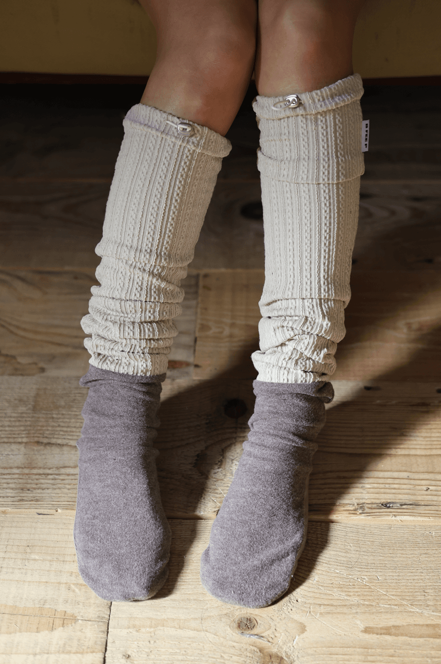 bfeep-fw-25-twist-stop-socks-beige-beige-s