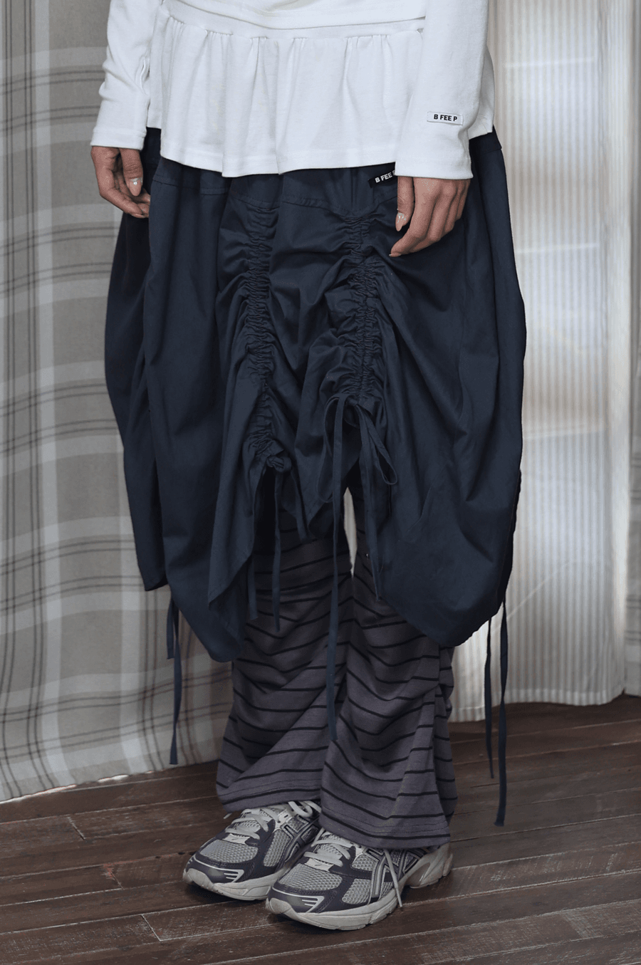 bfeep-fw-25-drawn-ruffle-skirt-charcoal-charcoal-s