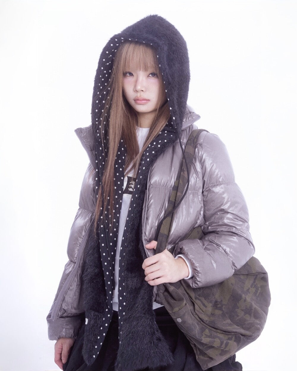 pincunomaru-fw-25-fluffy-hood-muffler-black-black-s