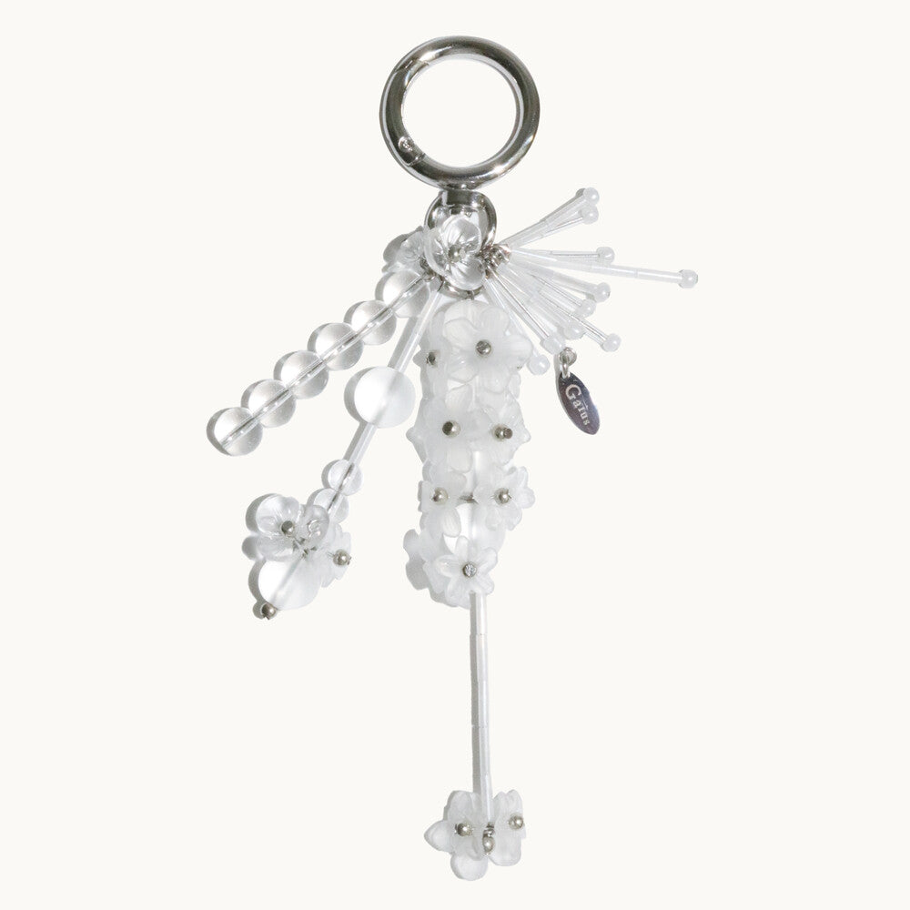 gaius-ss-26-bouquet-keyring-white-o