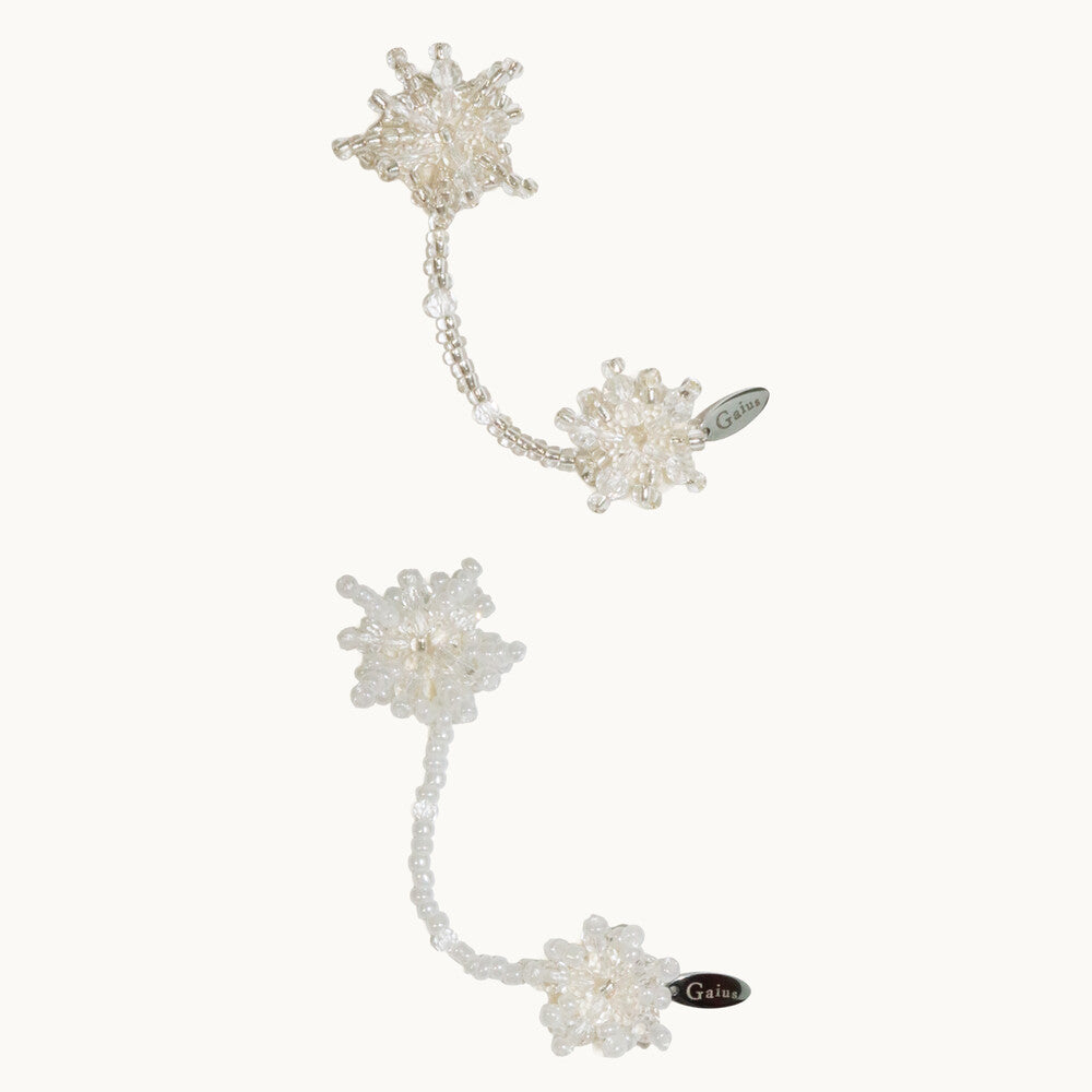 gaius-ss-26-clusters-of-snowflakes-shoe-charm-white-o