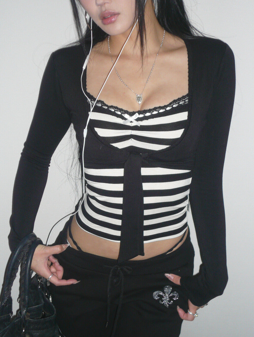 angelnumber555-ss-26-stripe-ribbon-top-black-black-s