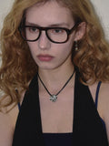 usite-ss-26-rose-moon-necklace-black-black-s