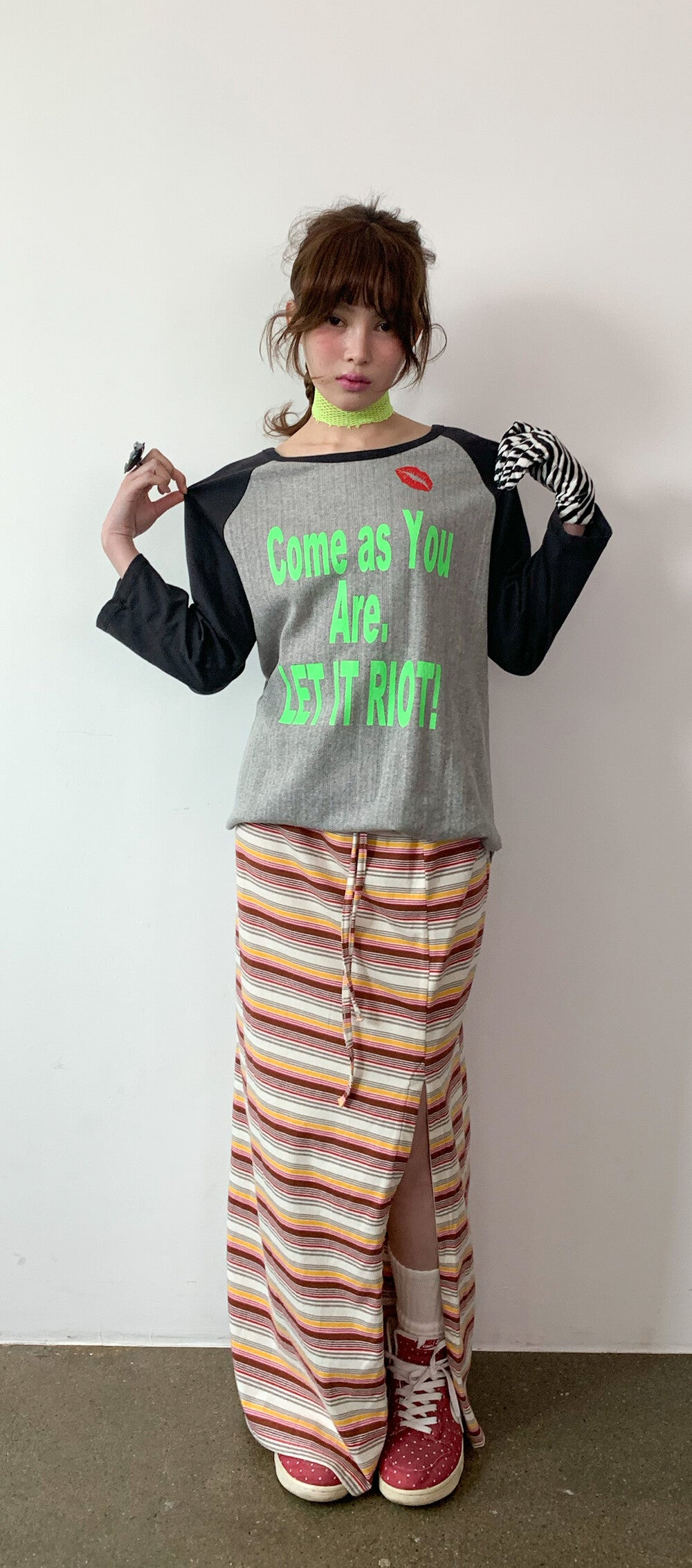 faerie-ss-26-f-e-e-s-eyelet-raglan-t-shirt-grey-grey-s