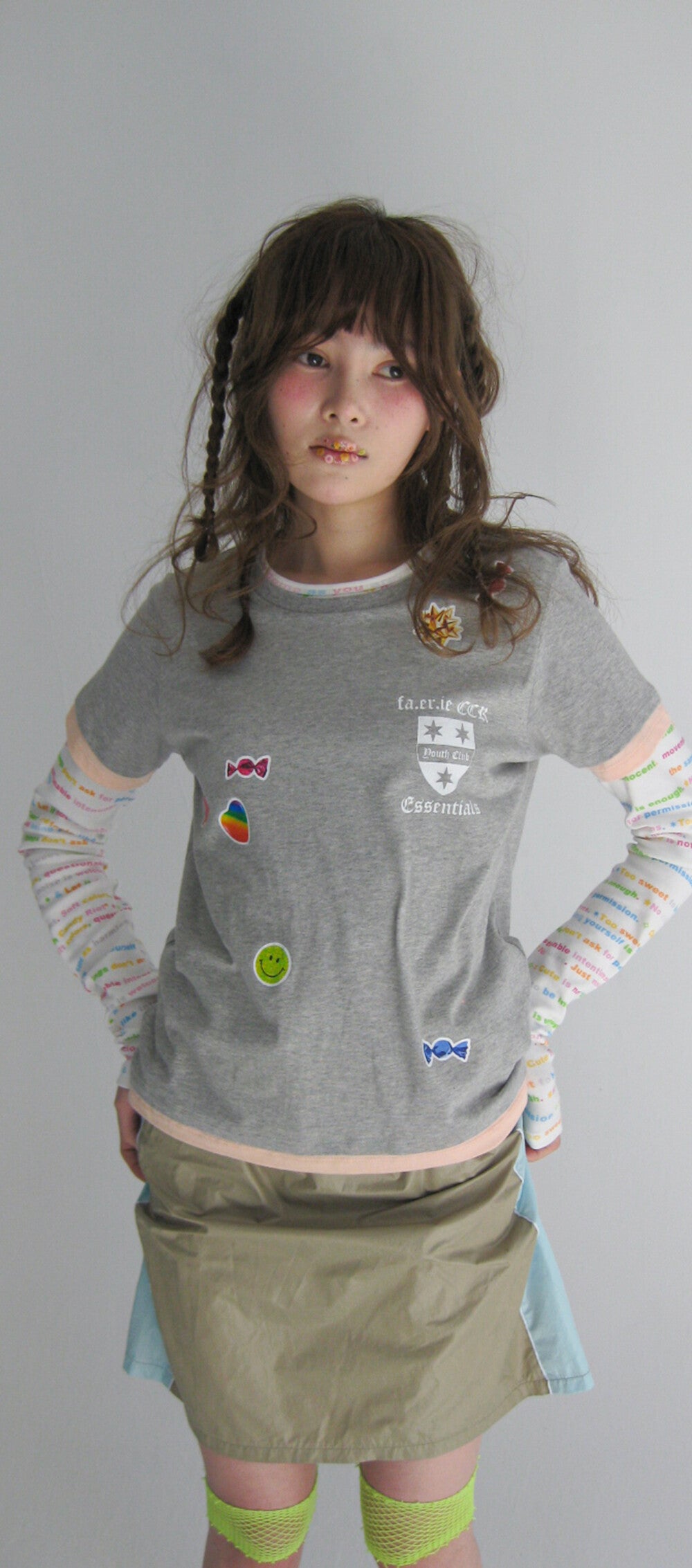 faerie-ss-26-f-e-e-s-sticker-layered-t-shirt-melange-grey-melange-grey-s
