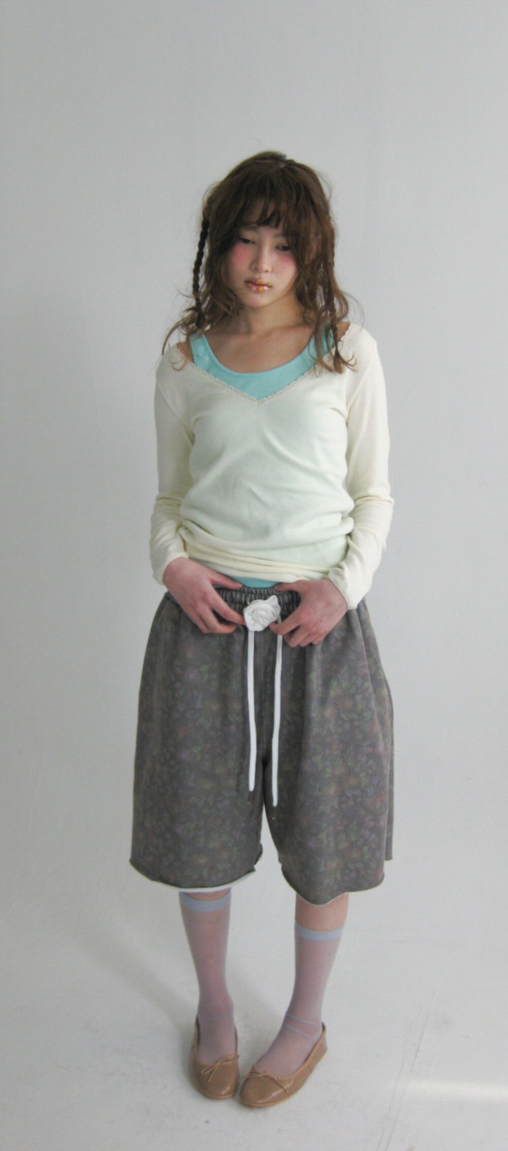 faerie-ss-26-f-e-e-s-flower-bermuda-pants-khaki-khaki-s