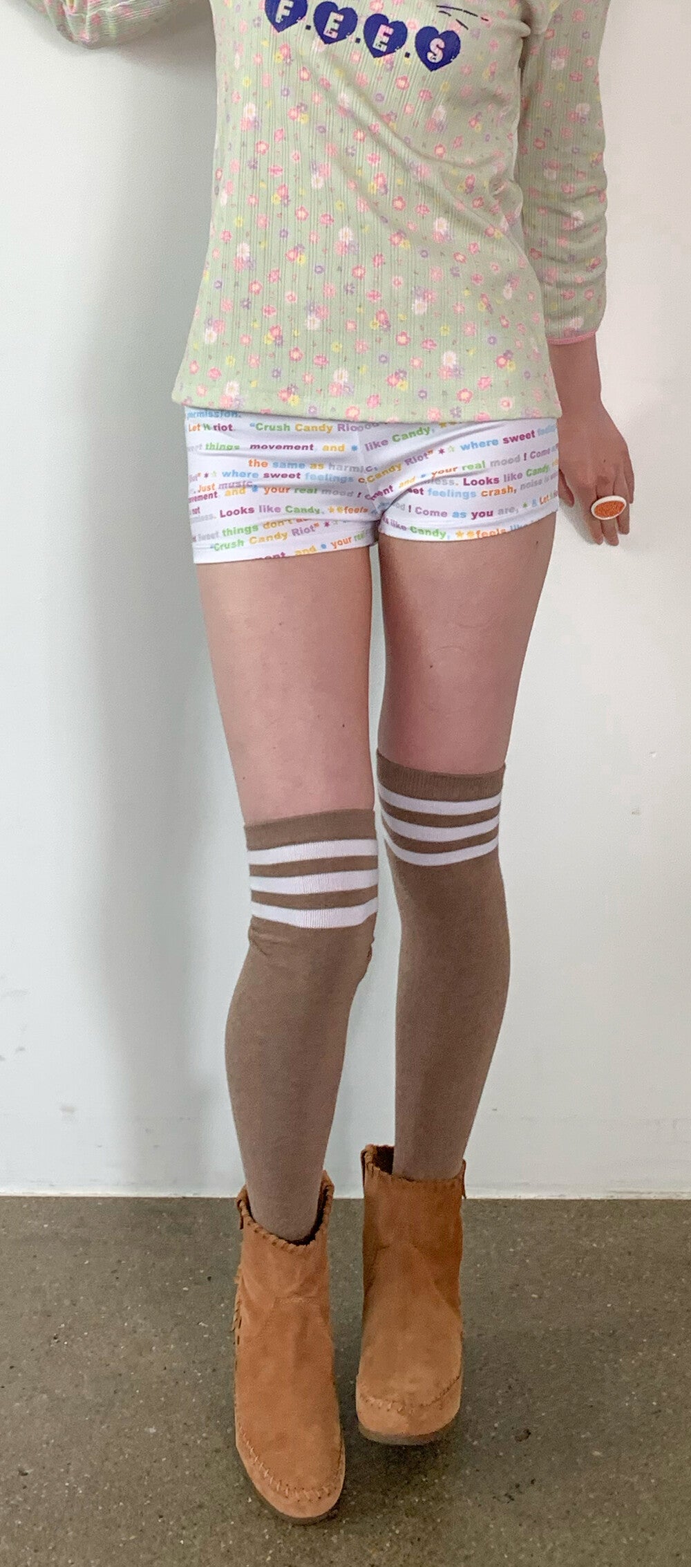 faerie-ss-26-f-e-e-s-kitsch-pattern-swim-shorts-c-c-r-c-c-r-s