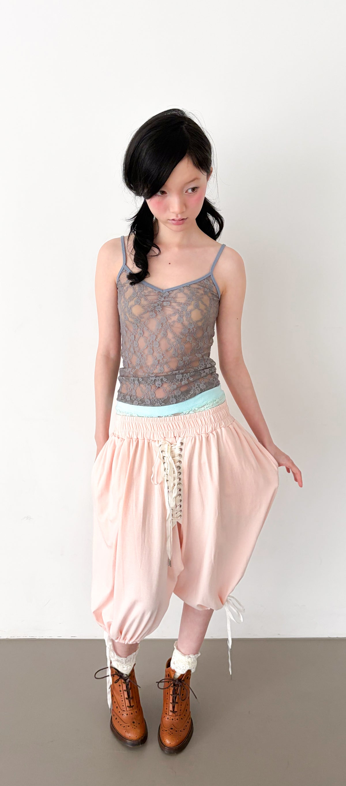 faerie-ss-26-lace-up-half-pants-peach-peach-s