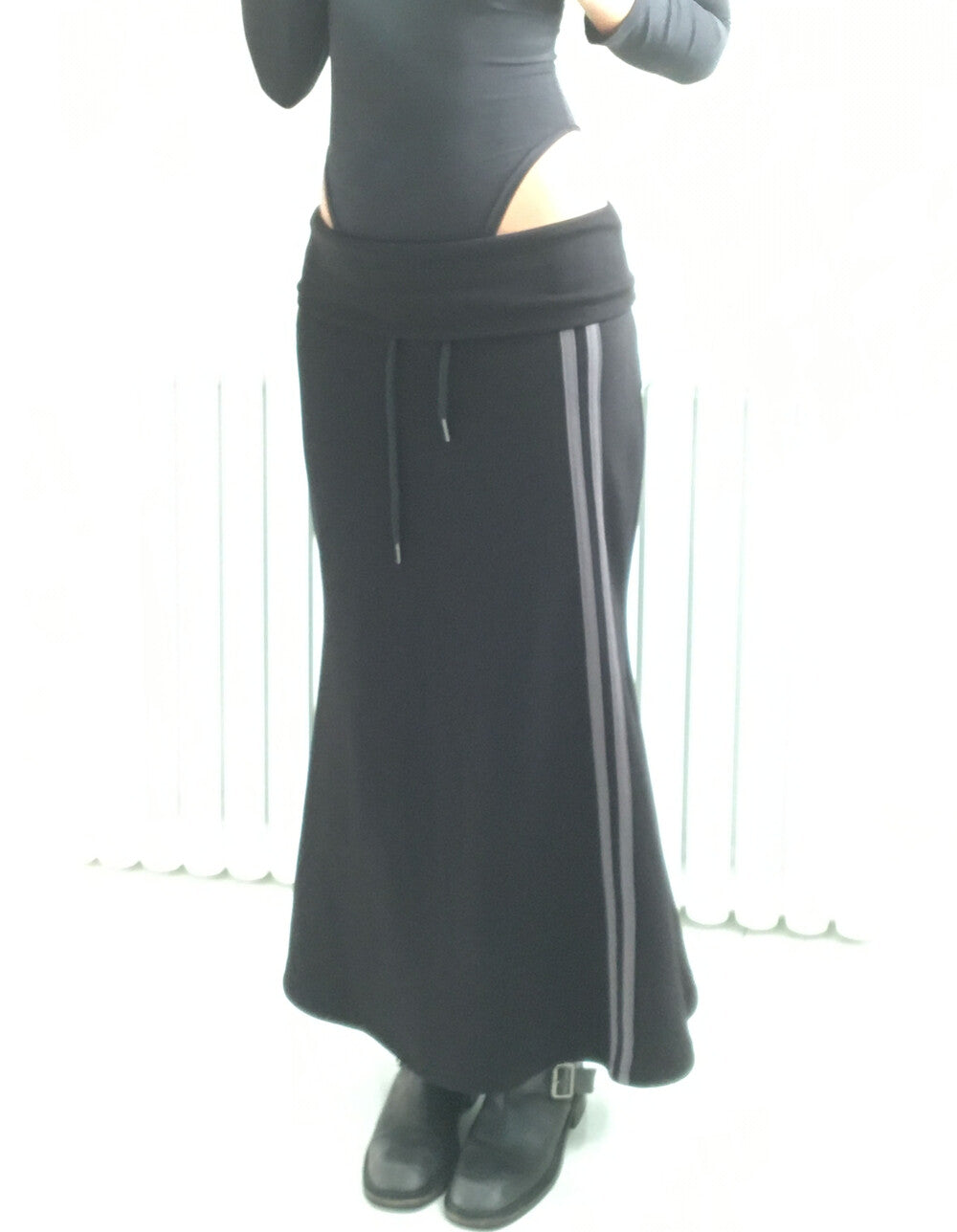 angelnumber555-fw-26-mermaid-fold-skirt-black-s