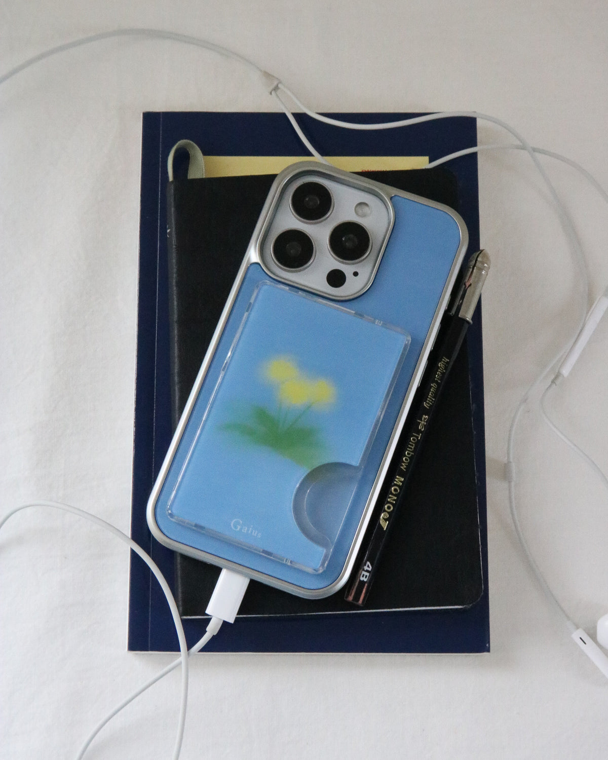 gaius-fw-26-blue-dandelion-case-set-blue-size