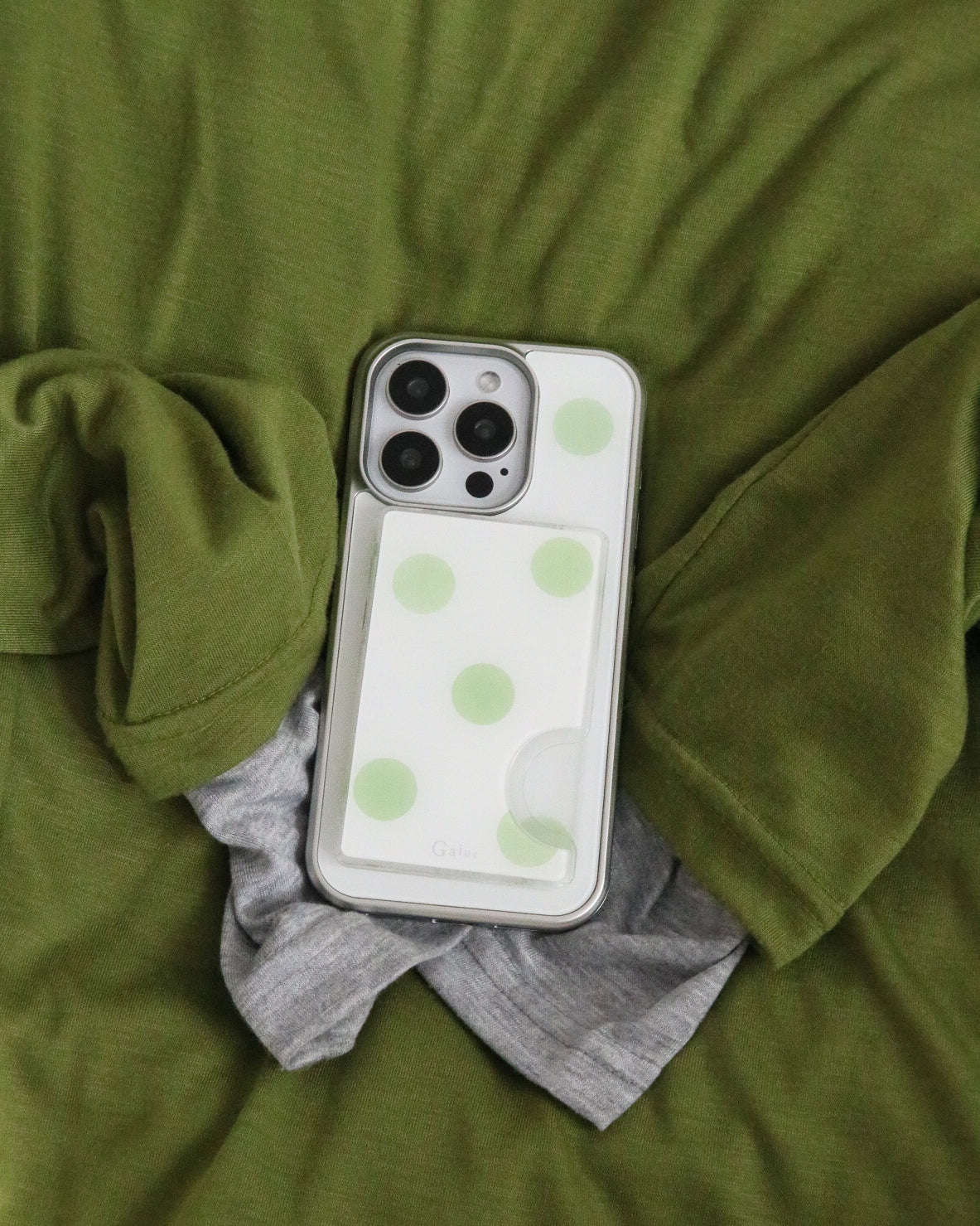 gaius-fw-26-greenish-dot-case-silver-bumper-set-silver-size
