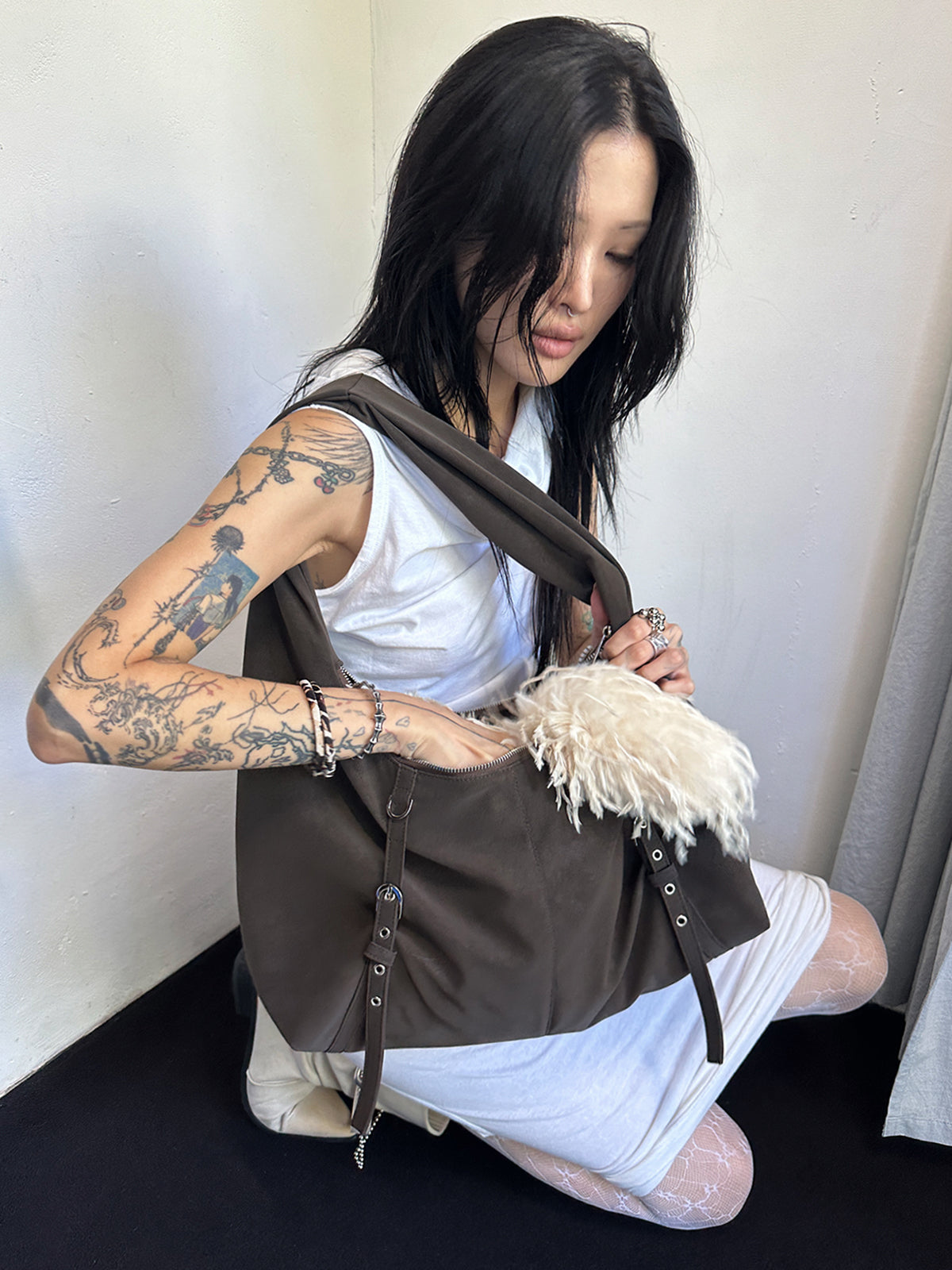 picea-fw-26-belted-hobo-bag-umber-umber-s