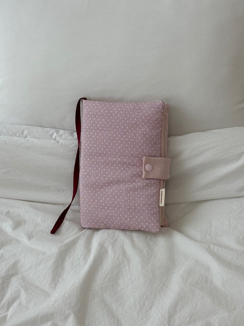POSITANY Book cover vintage rose