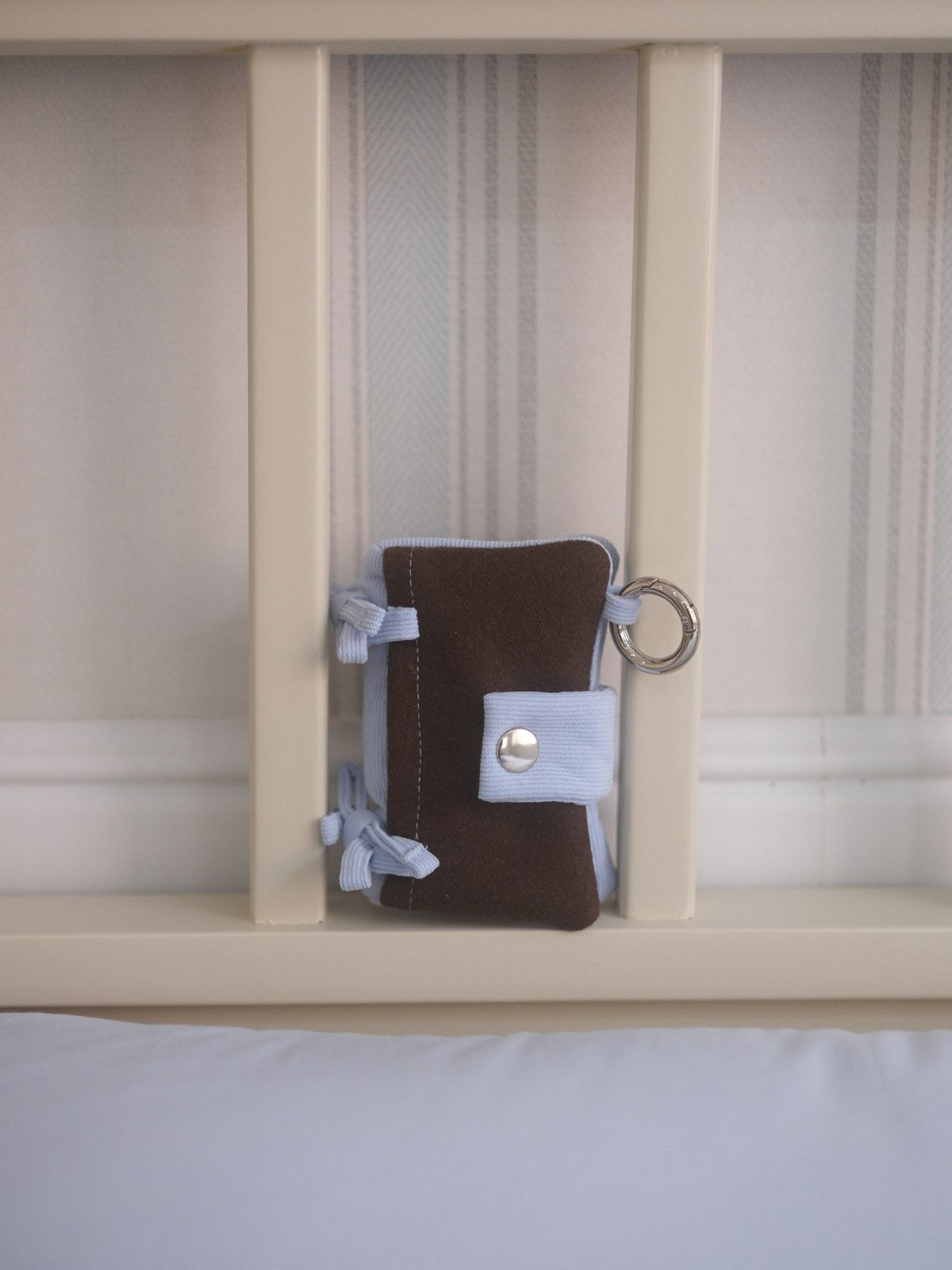 POSITANY Snug ribbon card wallet blue brown