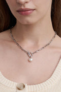 annaflair1986-seasonless-24-pearl-square-toggle-necklace-2colors-an4230004
